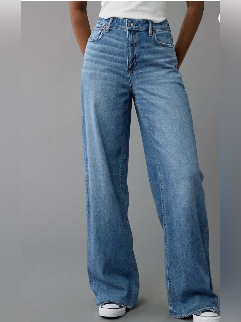 American Eagle wide leg jeans size 2